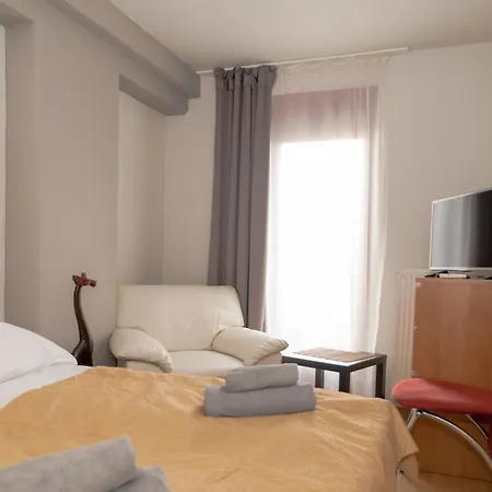Inn Anva House *