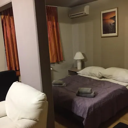 Inn Anva House *