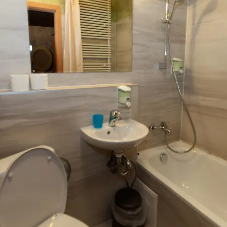 אורחן Anva House *