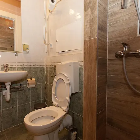 Estalagem Anva House *